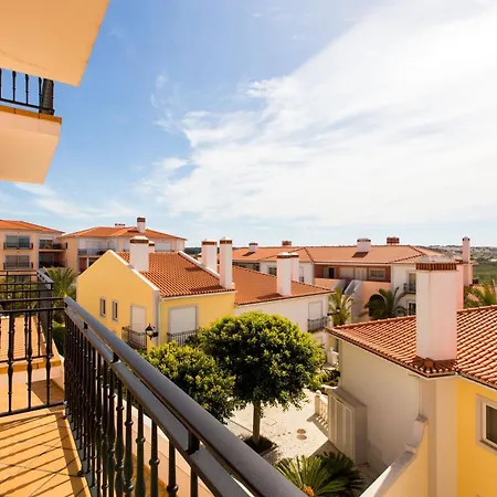 Apartment T2 Vista Mar Piscina Del Rey Obidos B10 *