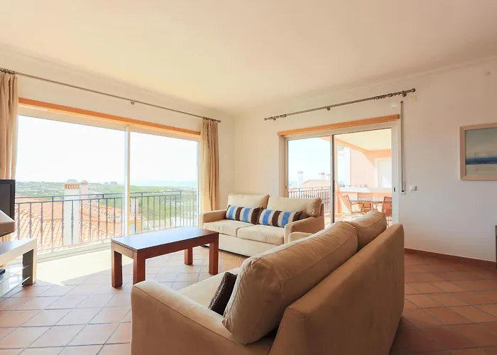 T2 Vista Mar Piscina Del Rey Obidos B10